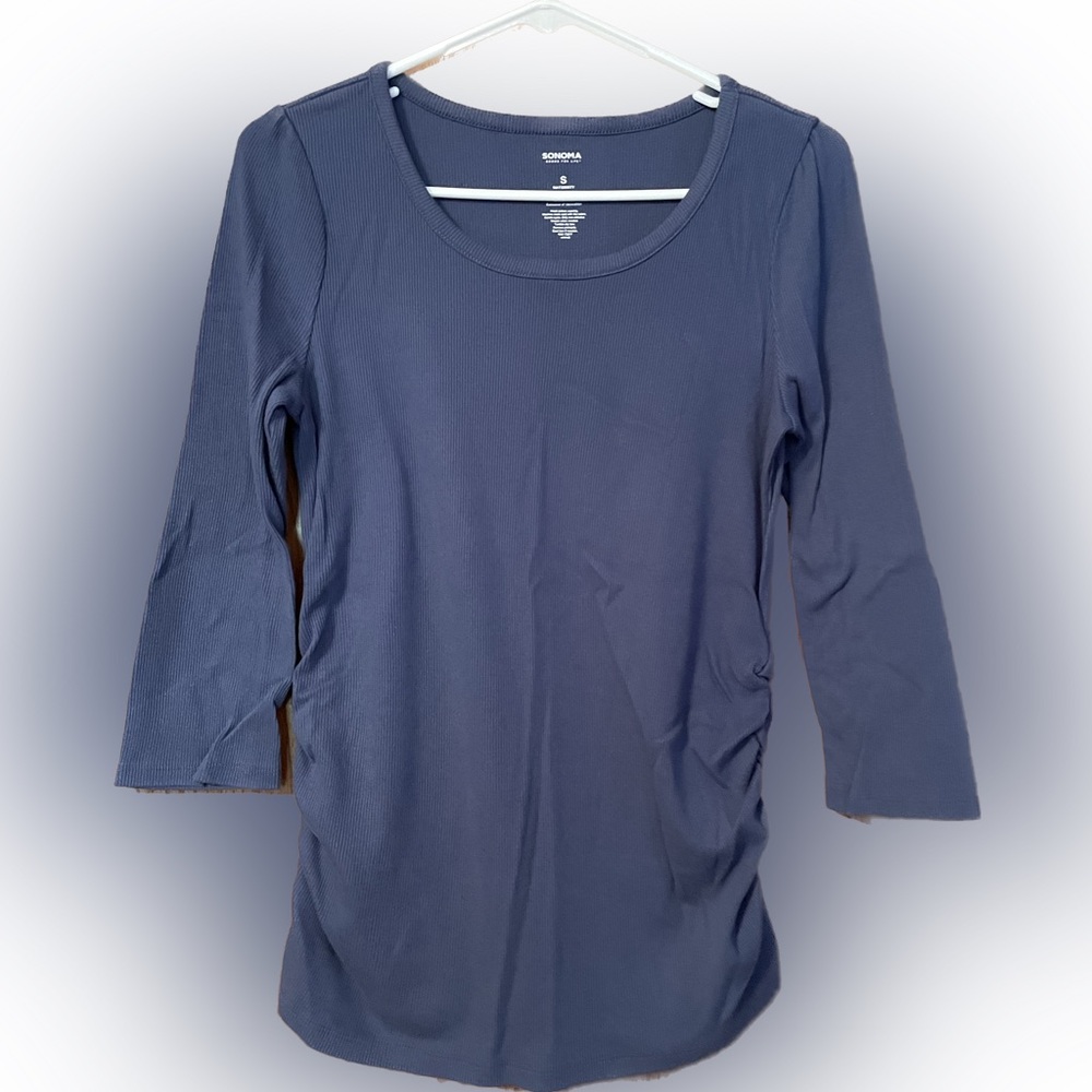 Lot of 2 small maternity 3/4 sleeve shirts